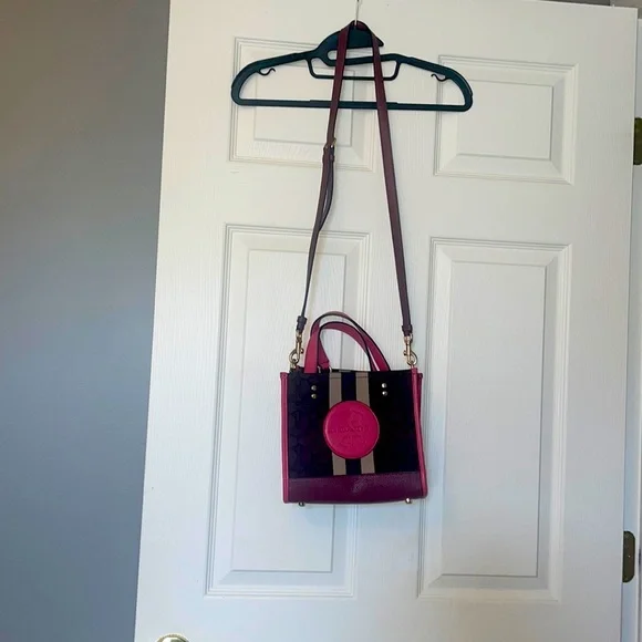 Gorgeous, only carried once Coach! Nice dark pink accent that adds pop of color! - Picture 3 of 4